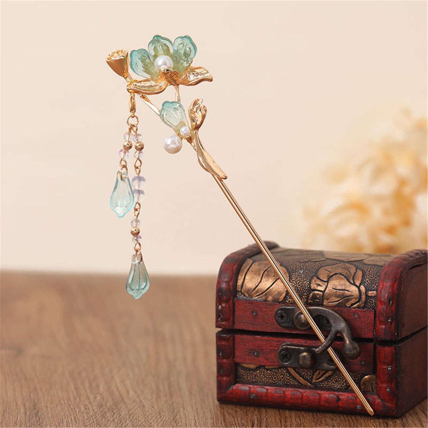 2PCS Chinese Traditional Flower Hair Sticks Vintage Pearl Metal Hairpin Handmade Hair Chopsticks Hair Styling Chignon Pins for Women Girls-Red&Green 010