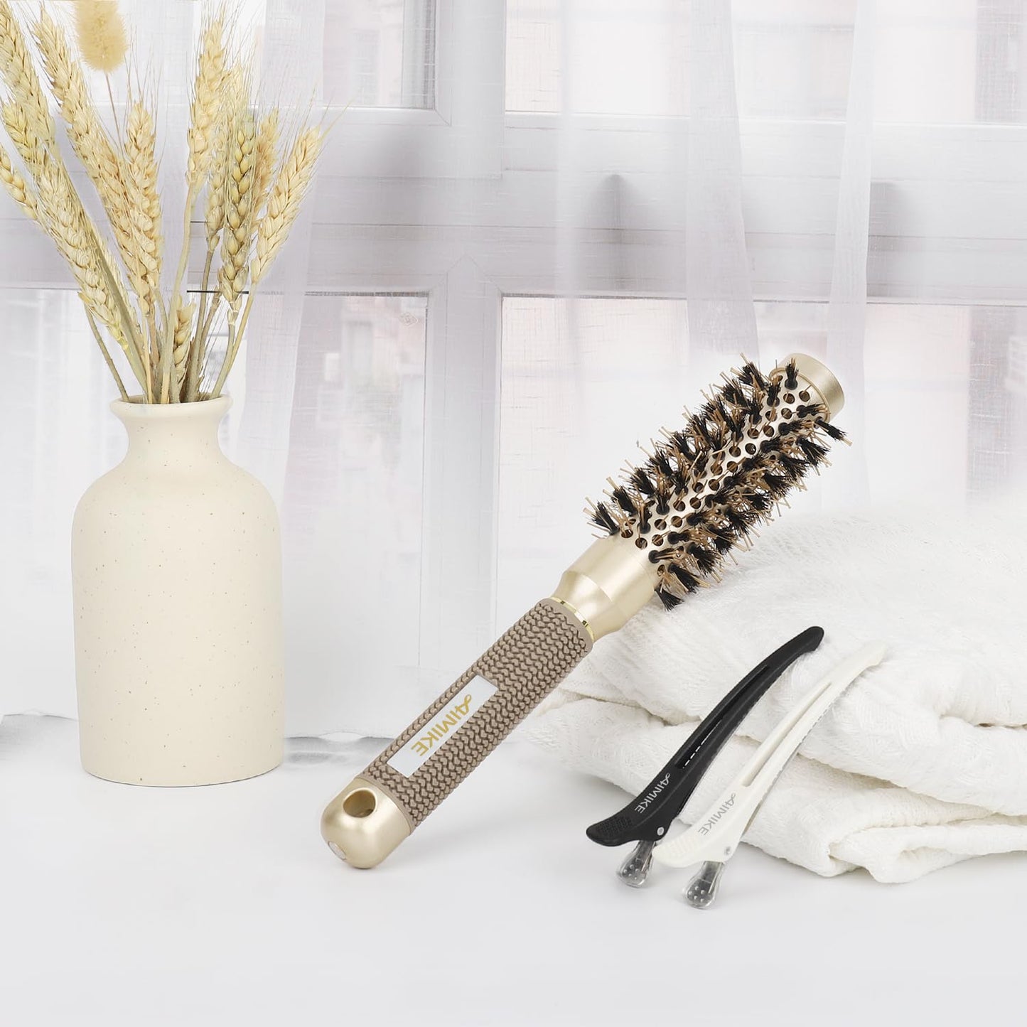AIMIKE Round Hair Brush, 1 inch Barrel with Boar Bristles, Nano Thermal Ceramic & Ionic Tech, for Blow Drying, Styling, Curling and Shine + 4 Clips (Gold, Unisex, Fine Hair, Short Hair, Anti-Frizz)