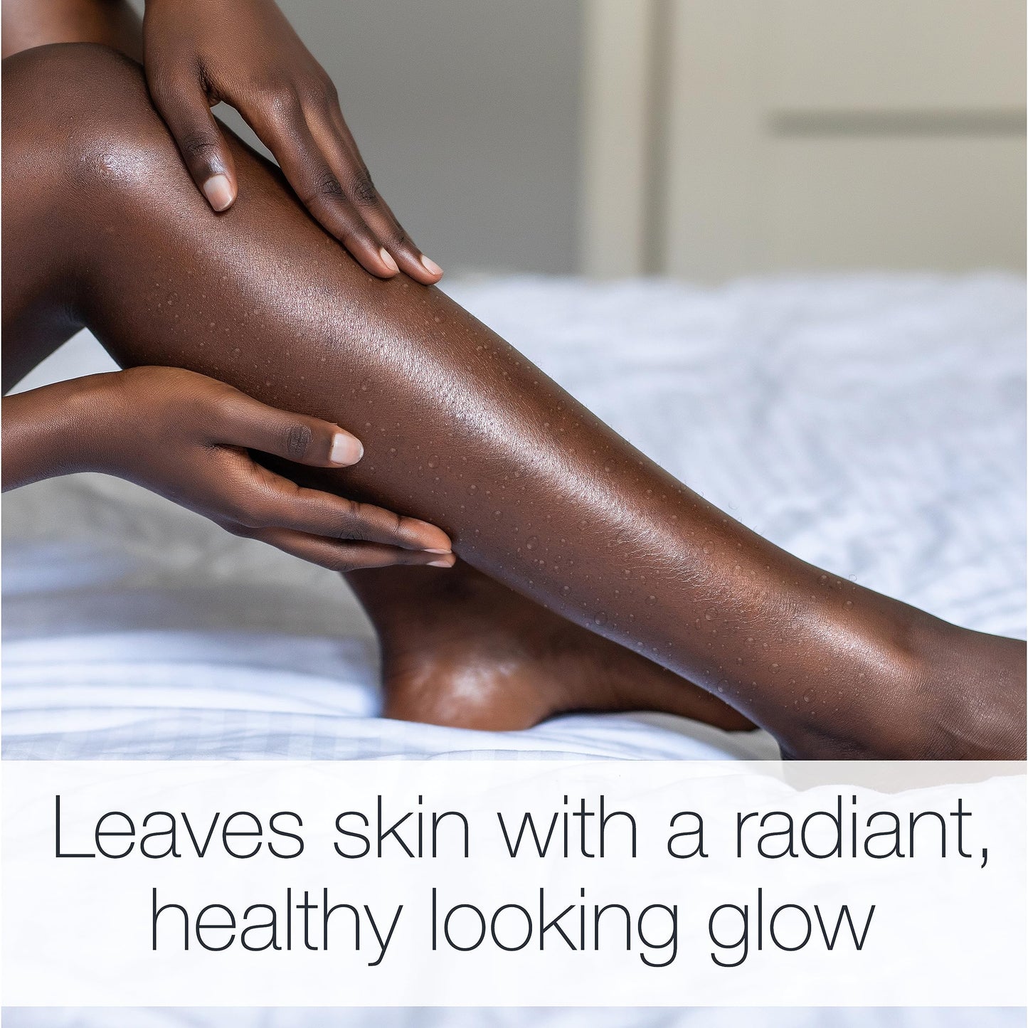 Neutrogena Body Oil, Fragrance-Free Light Sesame Oil Formula, Dry Skin Moisturizer and Hydrating Body Massage Oil for Radiant and Healthy Glow, Nourishing After Shower and Bath Oil, 8.5 FL OZ