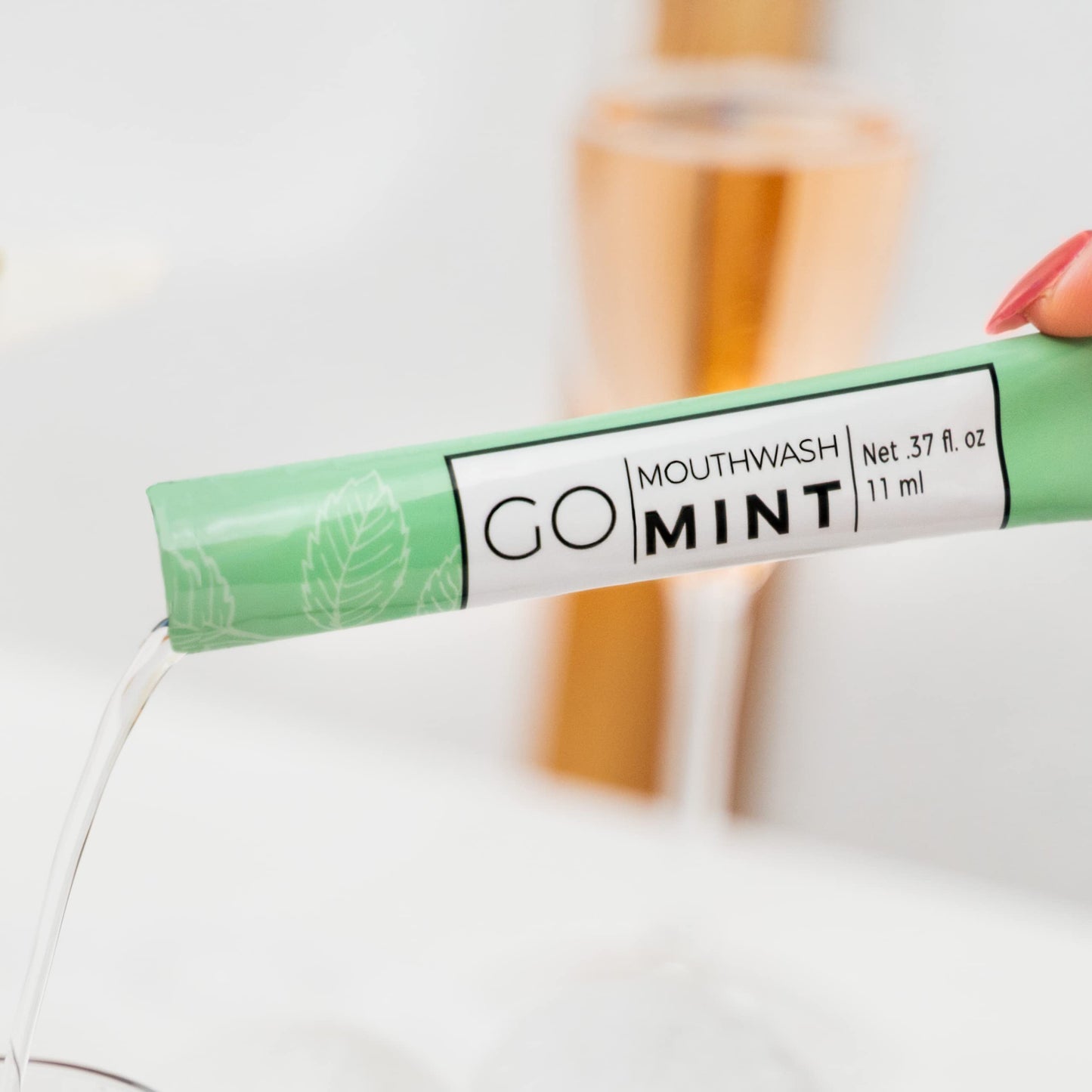 BOLD Mint GO Travel Size Mouthwash Packets BOLD Mint – Individual Mini Mouthwash for Fresh Breath - Smart Packet Design to reduce travel bottle waste -BOLD Mint Flavored Portable Travel Mouthwash Bulk