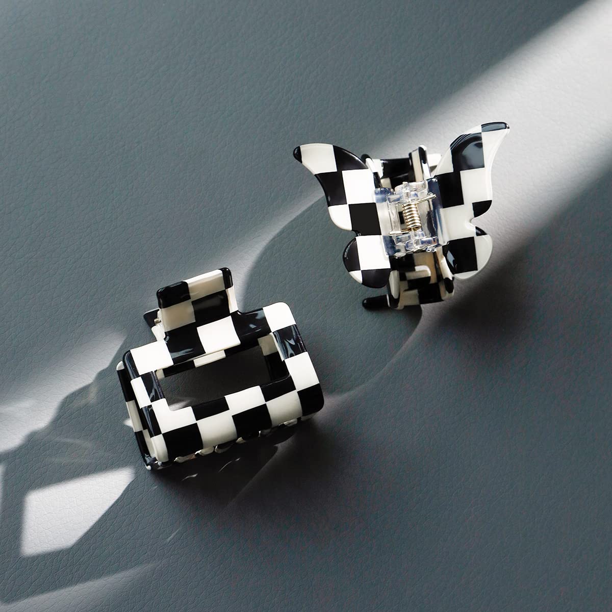 TODEROY Checker Claws Tortoise Barrettes Claw Clips for Women No-Slip Grip Lattice Design Hair Jaw Clips Clamp 80's Aesthetics Large Hair Accessories for Girls