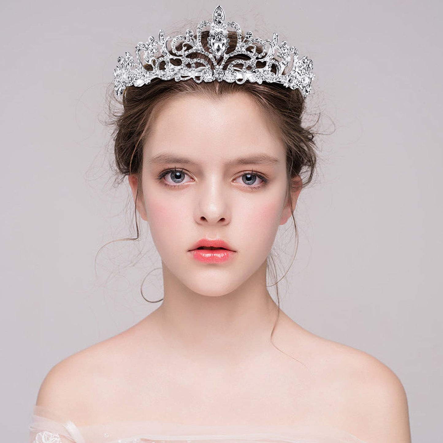 Silver Crystal Tiara Crowns for Women Girls Elegant Princess Crown with Comb for Little Girls Birthday and Wedding School Graduate Birthday Cosplay Halloween Party Accessories（Silver-01）