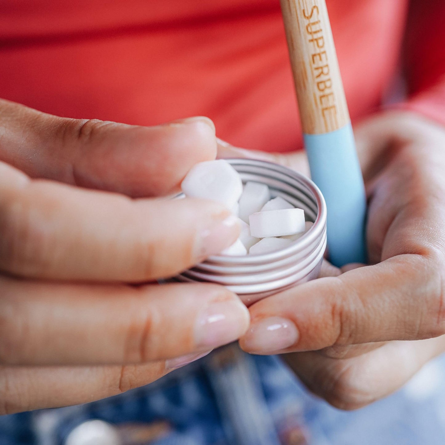 SuperBee Dentos Toothpaste Tablets, 14 Toothpaste Tabs, Fluoride Free & Eco Friendly, Travel Mouthwash Tablets, Sensitive Toothpaste Bites Kids Adults, Chewable Toothpaste Tablet, Spearmint