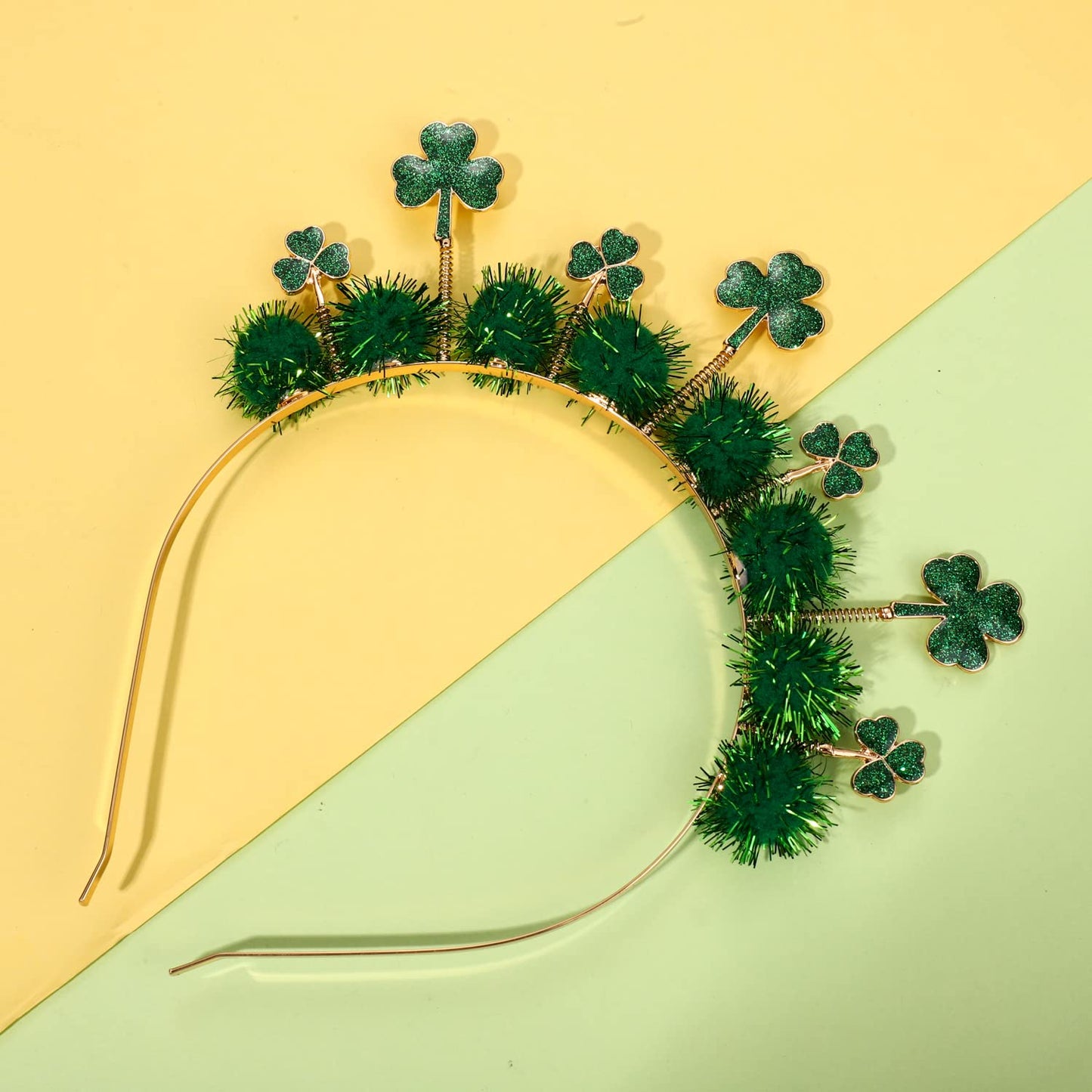 CEALXHENY St. Patrick's Day Headbands, Glitter Rhinestone Shamrock Headbands Lucky Irish Hairbands St Patrick's Day Accessories Party Favors Gifts (Style A)